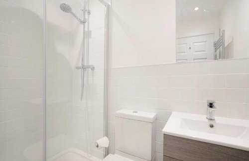 NEW! 3BR in Salvin Cottage - Foto 34