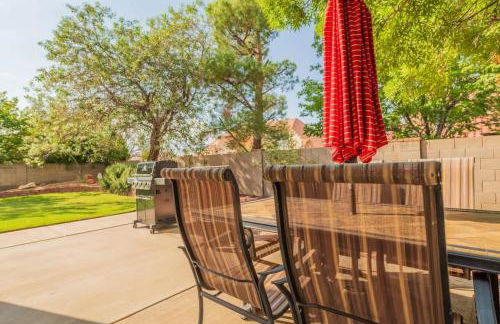 Large Family Home with Game Room - Foto 49