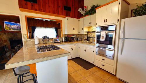 Yosemite Gateway Cottage - King Suite - Mountain Views - Foto 3