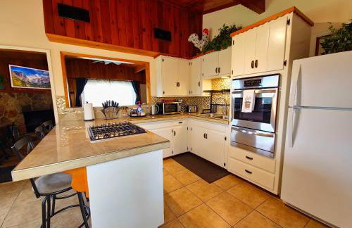 Yosemite Gateway Cottage - King Suite - Mountain Views - Foto 3