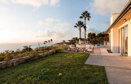 Vista by Avantstay Stunning Estate w/ Views of the Pacific Ocean Pool & Spa - Photo 56