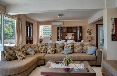 Petronas Villa - Photo 35