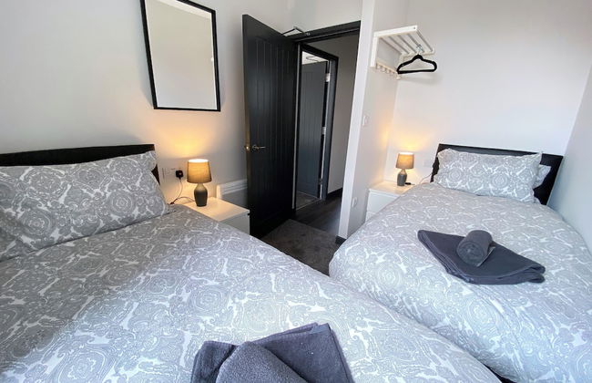 StayCrewe Apartments - Photo 11