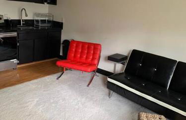 Lucy's Place -STUDIO Apt with air-conditioning, Murphy bed - Foto 12