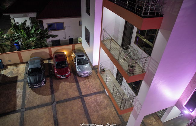 Executive Three Bedroom Furnished Apartment - Foto 31