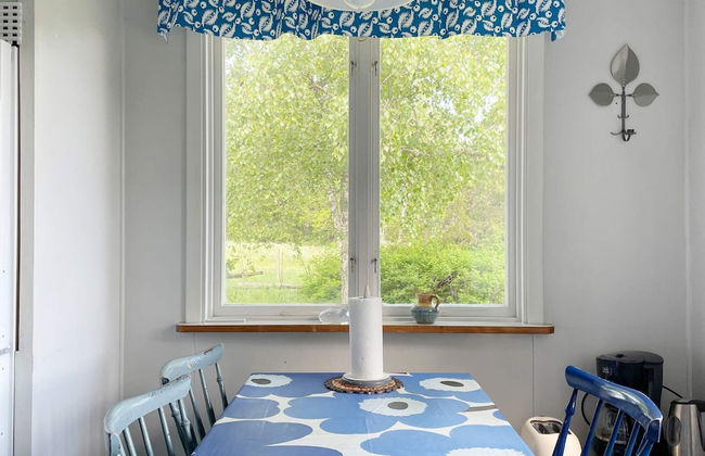 4 Person Holiday Home in Hallstavik - Foto 10