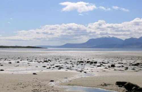 Beautiful spacious old schoolhouse with stunning sea views and beach nearby - Foto 23