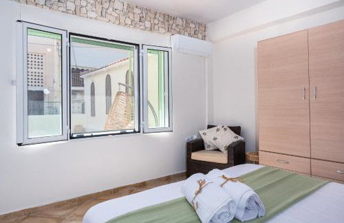 Central, Calm with Courtyard - Foto 9