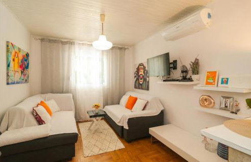 Cozy Home In Hrvace With Jacuzzi - Foto 11