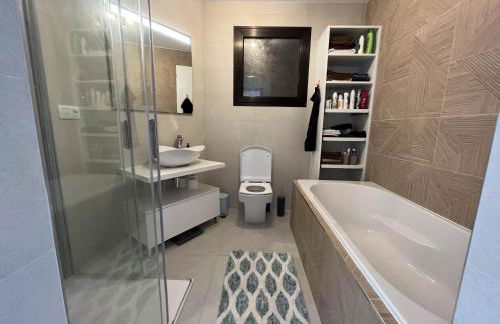 La Maravilla - Photo 14