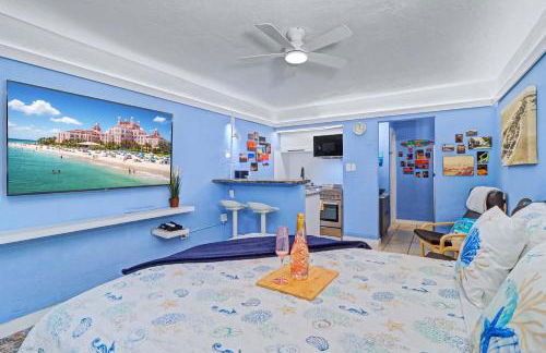 Pass-A-Grille Beach Retreat Unit 8 - Photo 9