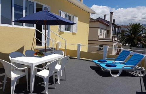 Gloria's House - Photo 2