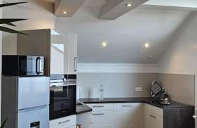 CASA8070 - Exklusive große Maisonette-Wohnung 91 qm für Familien, Gruppen, Geschäftsreisende, inklusive Parkplatz, WLAN, Kaffee und Tee, voll ausgestattet für 1 bis 9 Personen, zentrumsnah an der Autobahn A9 Ingolstadt-Süd - Photo 52