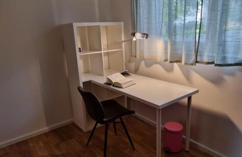 Gemütliche Premium Ferienwohnung mit Terrasse nähe S-Bahn - Foto 6