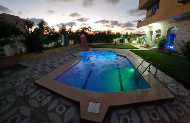 Blue House 4-bed Villa in North Coast Area - Photo 1