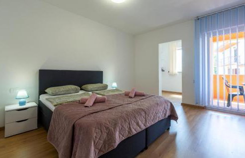 2 Bedroom Gorgeous Apartment In Umag - Foto 5