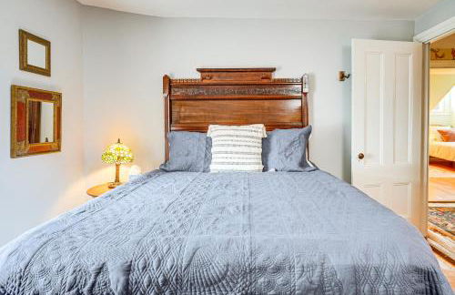 Walk to the T North Shore Retreat Near Salem Fun! - Foto 19