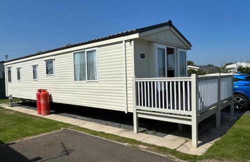 Meadow View 3-bed Caravan - Sleeps 8 - Petfriendly - Foto 2