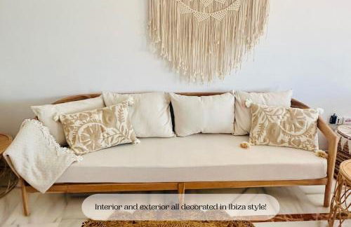 StayatSas Marbella, close to the beach, large 80 m2 terrace, large swimming pools, parking included, 10 minutes from the centre - Foto 14