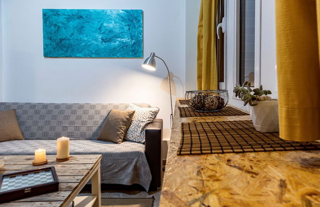 Downtown Yellow Studio - Central Secret Nest - Foto 8