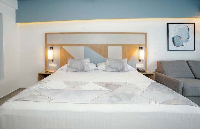 Hotel Riu Caribe - All Inclusive - Photo 16