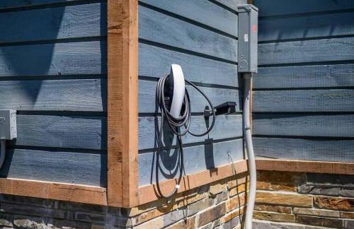 Luxury Winter Cabin! Hot Tub - Fire Pit - Decks - Game Room - Foto 46