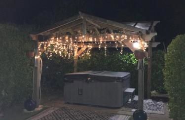 Annexe in lymington with private use of hot tub - Foto 2