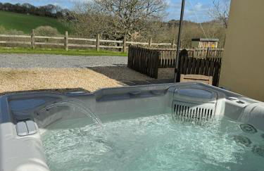 Meadowsweet Cottage Jacuzzi Edition - Photo 5