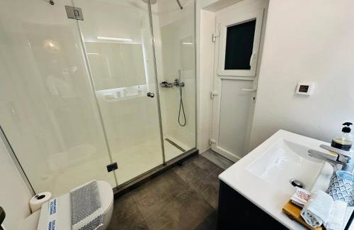 Seaview & Jacuzzi summer residence - Foto 23