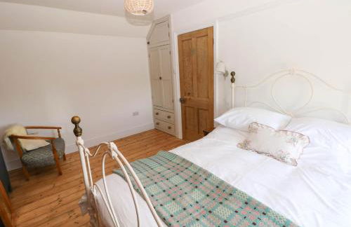 Llanwern Farm - Photo 29