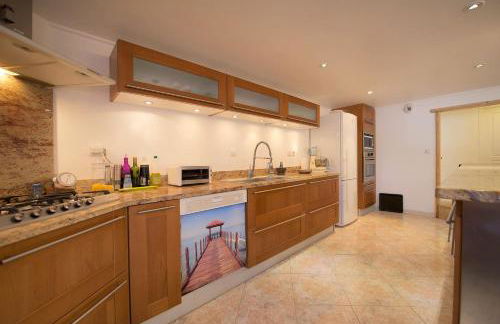 Loft d'exception 350m2 spacieux et lumineux avec piscine à 15 min de la mer - Foto 13