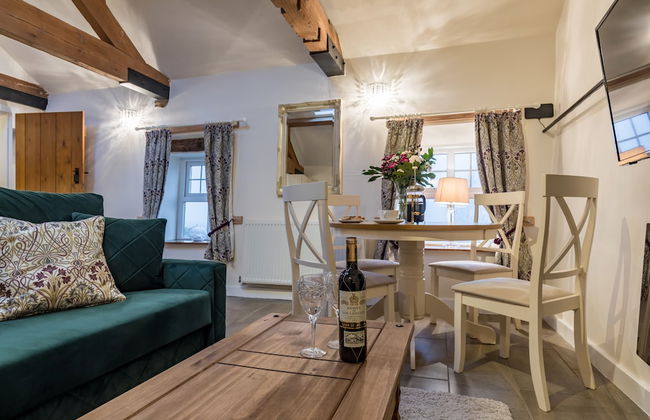 The Stables at Brambles Farm - Sleeps 2, Wifi - Foto 10