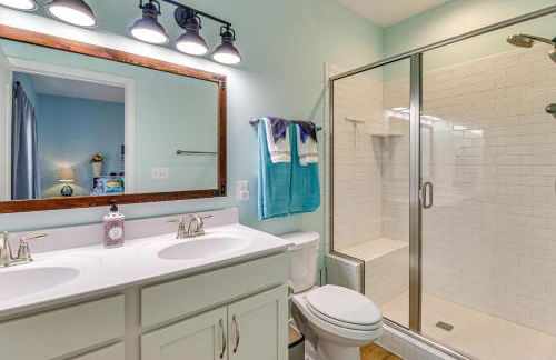 Walk to Bay Home with Fenced Yard in Colonial Beach - Foto 15