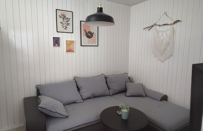 Stunning 2-bed House in Jezera With Sea Views - Photo 10