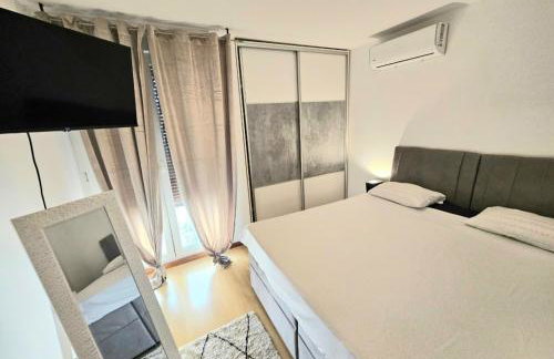 Beautiful Apartment, Beach by foot - Photo 78