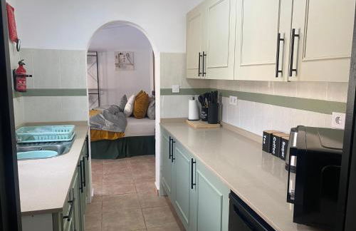 The Courtyard Studio Apartments - Foto 45