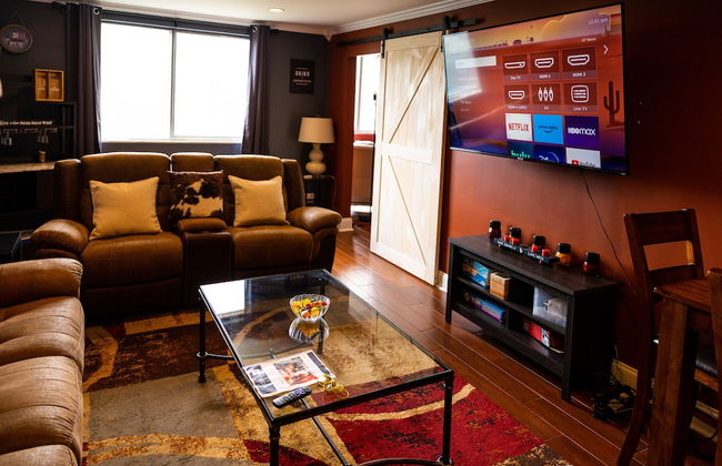 Perfect DTWN Condo with King beds - Foto 66