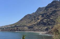 Apartamento a pie de playa con una amplia terraza - Foto 20