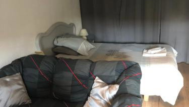 Charmant studio dans maison privée - Photo 3