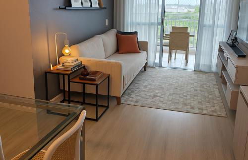 2 qrts c suíte, ar condicionado, piscina infantil e adulto, parquinho, estacionamento privativo, portaria 24hrs, self checkin, indicado pra família c crianças, casais e hóspedes a trabalho - Foto 16