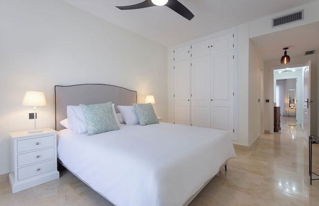 3 Bedroom, 3 Bathroom Beachside Apartment - Foto 3