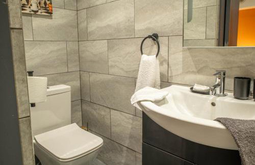 City Centre Studio With Self Check-In Washer Dryer WiFi & Netflix - Foto 11