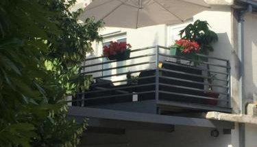 Apartments with a parking space Kastel Gomilica, Kastela - 22714 - Foto 2