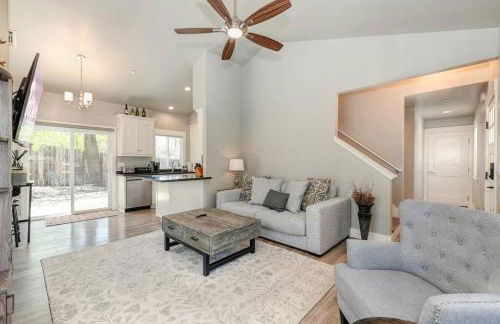 Cozy Two-Story Cottage Near Historic Folsom! - Foto 12