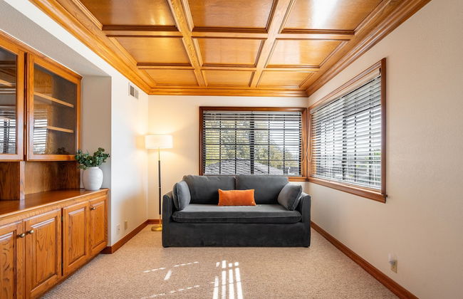 Cathedral by Avantstay Charming Secluded Estate w Sauna Pool Table Views of the Rolling Hills - Foto 22