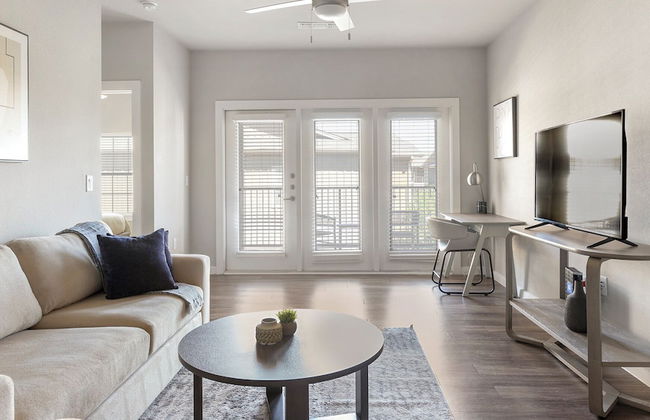 Westpointe Drive Apartments by Landing - Photo 19