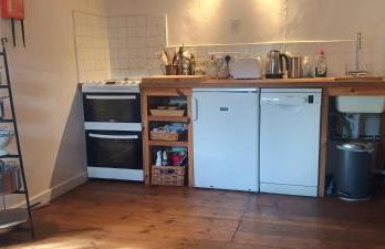 The Cottage - Photo 11