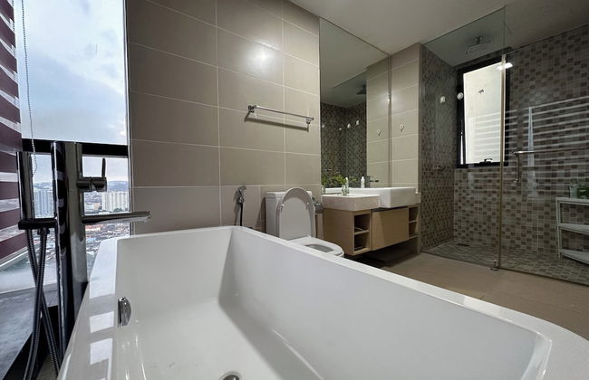 Skyline Luxe 4BR Retreat with En-suites - Foto 29