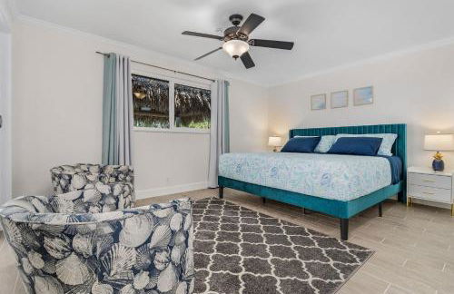 Villa Tiki w/ heated Pool very quiet & green Oasis - Photo 14