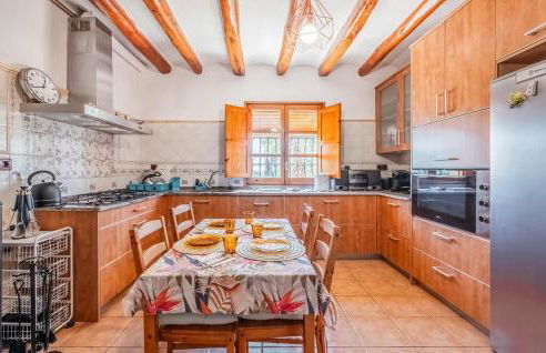 Beautiful Home In Guardiola De Fontrubí - Foto 15